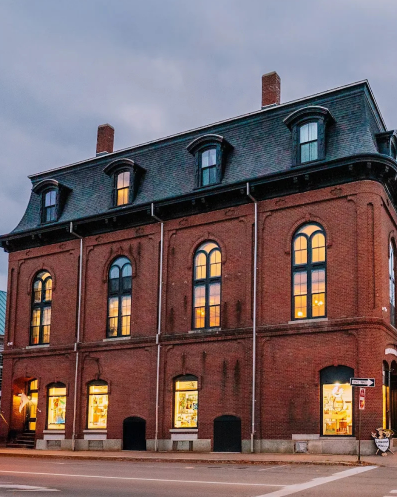 the Lemont Hall, Brunswick ME